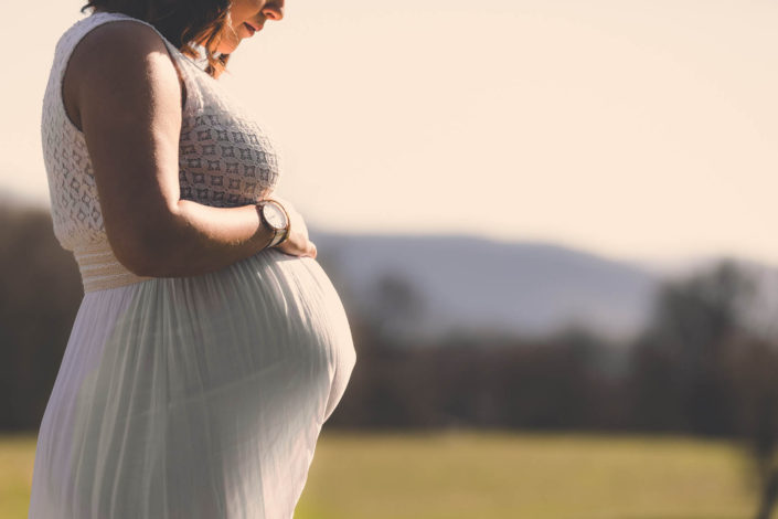 Photographe de grossesse et naissance - Haute-Savoie et Genève