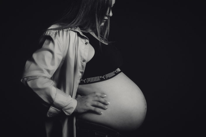 Photographe de grossesse et de naissance maternité - Haute-Savoie - Annecy - Minzier - Genève