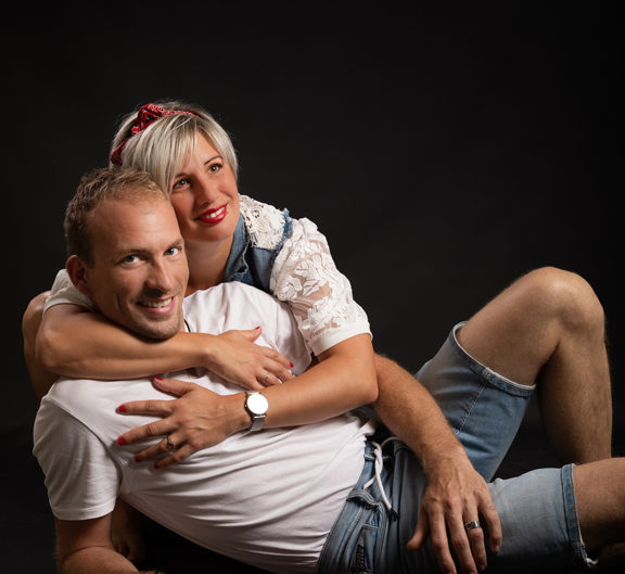 Photographe de portrait en studio à Minzier en Haute-Savoie 74 - photo de mode portrait - Photos Solo - Photo ados et enfants et jeunes Haute-Savoie - Annecy - Minzier - Genève - photos en studio à Minzier près de Frangy - Val des usses - Viry - Valleiry - Lac Léman - Thonon les bains - Evian les bains - Photographe de Haute-Savoie, Annecy Photographe de portraits en Haute-Savoie Photographe portrait Annecy Photographe professionnel près de Genève Séance portrait Haute-Savoie Photographe fine art Photos "fine art", "authentique", "émotion"