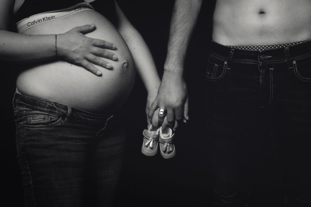 Photographe de grossesse et de naissance maternité - Haute-Savoie - Annecy - Minzier - Genève