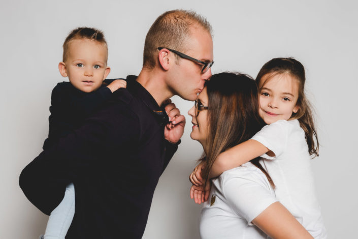 Photographe de portrait - famille - Haute-Savoie - Genève - Minzier - photographe de famille