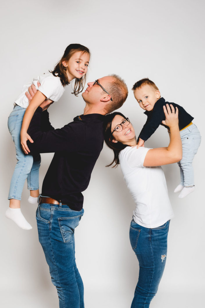 Photographe de portrait - famille - Haute-Savoie - Genève - Minzier - photographe de famille