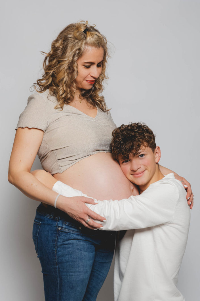 Photographe de grossesse et de naissance maternité - Haute-Savoie - Annecy - Minzier - Genève