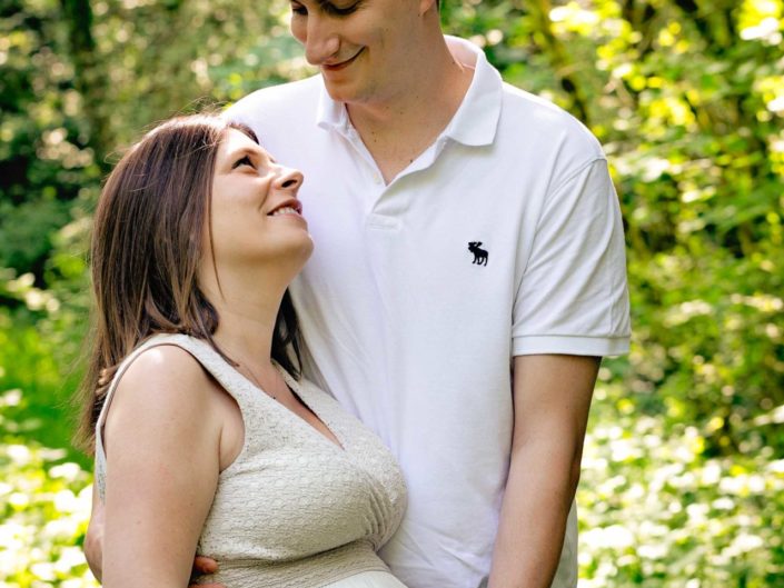 Photographe maternité grossesse – photos futures mamans, futurs parents - Haute-Savoie - Annecy - Minzier - Genève - photos en studio à Minzier près de Frangy - Val des usses - Viry - Valleiry - Lac Léman - Thonon les bains - Evian les bains - Photographe de Haute-Savoie, Annecy