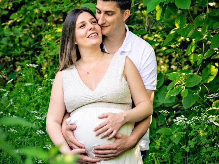 Photographe maternité grossesse – photos futures mamans, futurs parents - Haute-Savoie - Annecy - Minzier - Genève - photos en studio à Minzier près de Frangy - Val des usses - Viry - Valleiry - Lac Léman - Thonon les bains - Evian les bains - Photographe de Haute-Savoie, Annecy