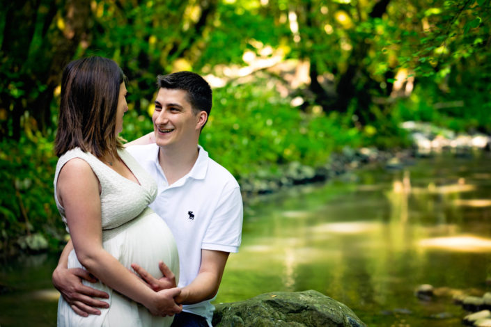 Photographe de grossesse et de naissance maternité - Haute-Savoie - Annecy - Minzier - Genève - photos en extérieur Minzier - Frangy - Val des usses - Viry - Valleiry