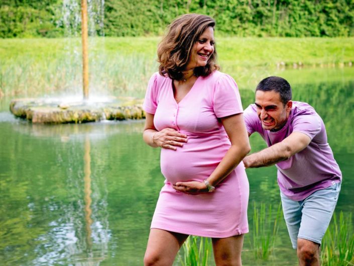 Photographe maternité grossesse – photos futures mamans, futurs parents - Haute-Savoie - Annecy - Minzier - Genève - photos en studio à Minzier près de Frangy - Val des usses - Viry - Valleiry - Lac Léman - Thonon les bains - Evian les bains - Photographe de Haute-Savoie, Annecy