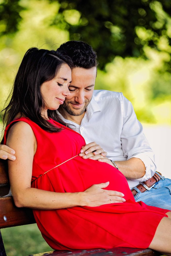 Photographe maternité grossesse – photos futures mamans, futurs parents - Haute-Savoie - Annecy - Minzier - Genève - photos en studio à Minzier près de Frangy - Val des usses - Viry - Valleiry - Lac Léman - Thonon les bains - Evian les bains - Photographe de Haute-Savoie, Annecy