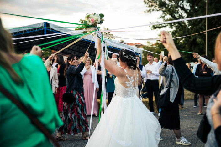 Photographe de mariage - Haute-Savoie - Annecy - Minzier - Genève - photos en extérieur Minzier - Frangy - Val des usses - Viry - Valleiry