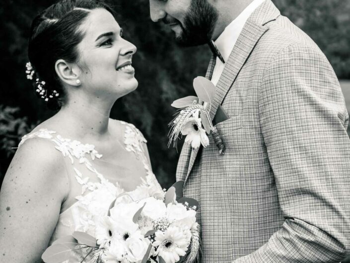 Photographe de mariage - Haute-Savoie - Annecy - Minzier - Genève - photos en extérieur Minzier - Frangy - Val des usses - Viry - Valleiry
