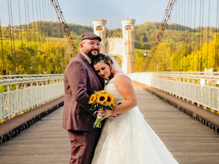 Photographe de mariage basée à Minzier en Haute-Savoie 74 Photographe Annecy - Minzier - Genève - - Val des usses - Viry - Valleiry - Lac Léman - Thonon les bains - Evian les bains - Photographe de Haute-Savoie, Annecy Photographe mariage Haute-Savoie Photographe mariage Annecy Photographe professionnel près de Genève Séance photo couple Lac d’Annecy Reportage mariage naturel et spontané Photographe pour mariage montagne Haute-Savoie Séance engagement Minzier Photographe discret pour mariage Photographe à Minzier Photographe près de Genève pour mariage Photographe événementiel Annecy-Genève