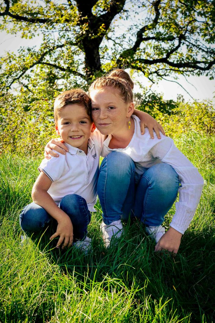 Photographe de portrait en studio à Minzier en Haute-Savoie 74 - photo de mode portrait - Photos Solo - Photo ados et enfants et jeunes Haute-Savoie - Annecy - Minzier - Genève - photos en studio à Minzier près de Frangy - Val des usses - Viry - Valleiry - Lac Léman - Thonon les bains - Evian les bains - Photographe de Haute-Savoie, Annecy Photographe de portraits en Haute-Savoie Photographe portrait Annecy Photographe professionnel près de Genève Séance portrait Haute-Savoie Photographe fine art Photos "fine art", "authentique", "émotion"