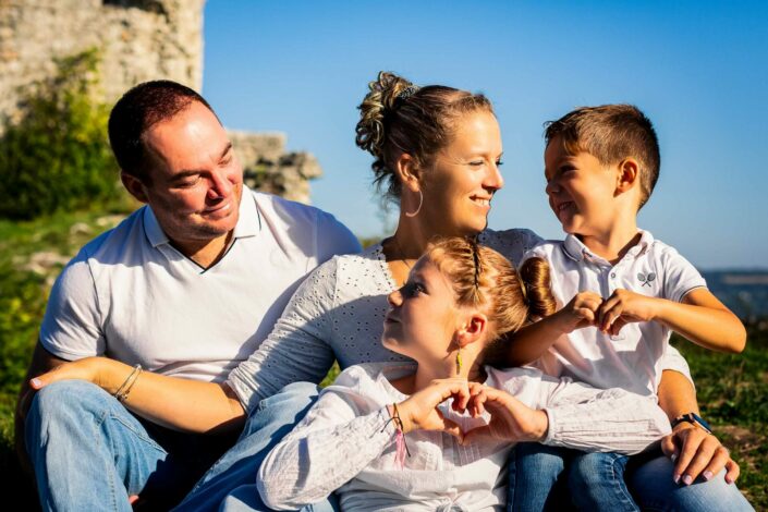 Photographe de portrait - famille - Haute-Savoie - Genève - Minzier - photographe de famille - Chaumont haute savoie