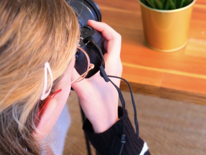 Cours photos Atelier enfant à Minzier près de Frangy, Valleiry, Annecy et Genève. Cours photos pour enfant de 7 à 15 ans donnés par une photographe professionnelle située à Minzier