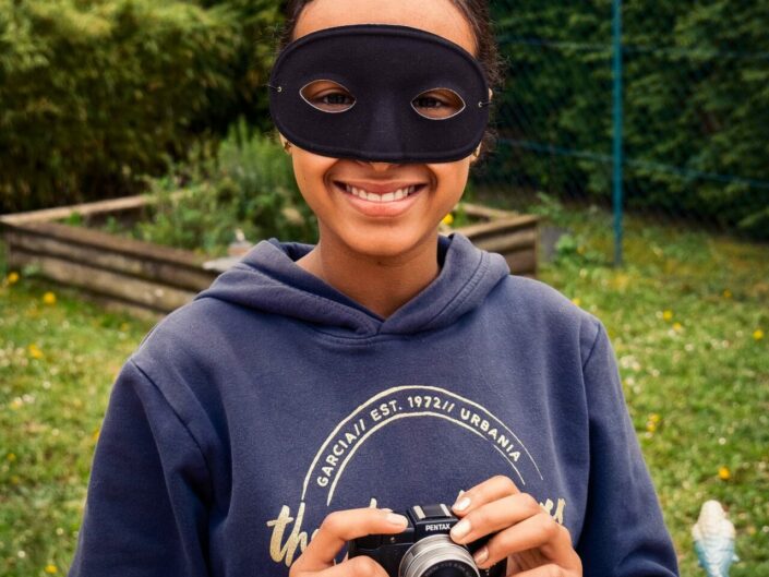 Cours photos Atelier enfant à Minzier près de Frangy, Valleiry, Annecy et Genève. Cours photos pour enfant de 7 à 15 ans donnés par une photographe professionnelle située à Minzier