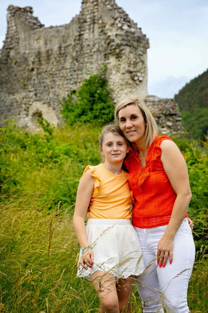 Photographe de portrait en studio à Minzier en Haute-Savoie 74 - photo de mode portrait - Photos Solo - Photo ados et enfants et jeunes Haute-Savoie - Annecy - Minzier - Genève - photos en studio à Minzier près de Frangy - Val des usses - Viry - Valleiry - Lac Léman - Thonon les bains - Evian les bains - Photographe de Haute-Savoie, Annecy Photographe de portraits en Haute-Savoie Photographe portrait Annecy Photographe professionnel près de Genève Séance portrait Haute-Savoie Photographe fine art Photos "fine art", "authentique", "émotion"