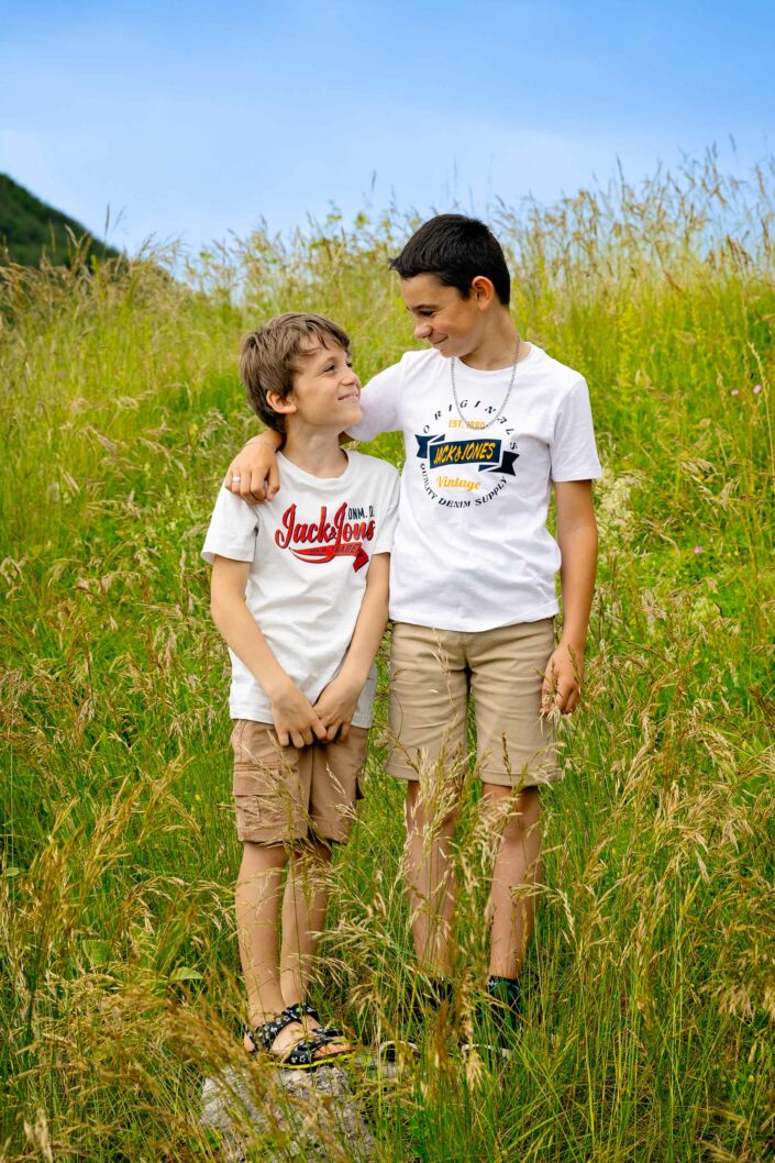 Photographe de portrait en studio à Minzier en Haute-Savoie 74 - photo de mode portrait - Photos Solo - Photo ados et enfants et jeunes Haute-Savoie - Annecy - Minzier - Genève - photos en studio à Minzier près de Frangy - Val des usses - Viry - Valleiry - Lac Léman - Thonon les bains - Evian les bains - Photographe de Haute-Savoie, Annecy Photographe de portraits en Haute-Savoie Photographe portrait Annecy Photographe professionnel près de Genève Séance portrait Haute-Savoie Photographe fine art Photos "fine art", "authentique", "émotion"