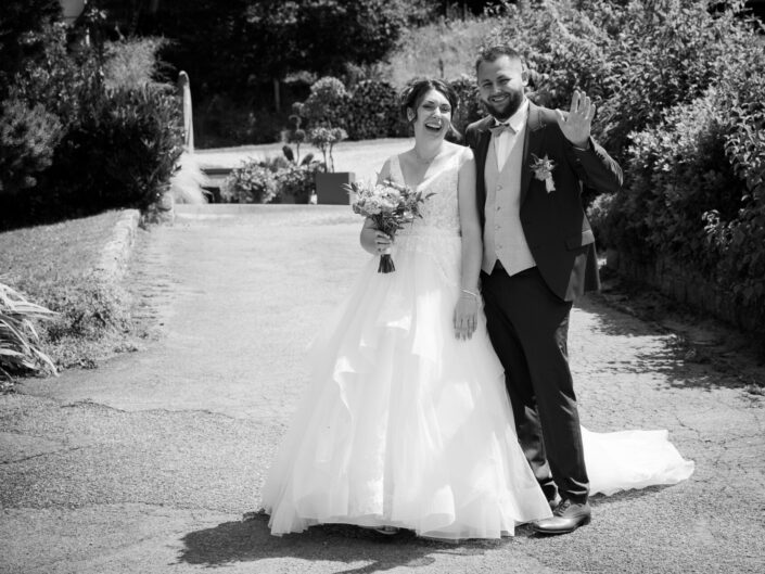 Photographe de mariage basée à Minzier en Haute-Savoie 74 Photographe Annecy - Minzier - Genève - - Val des usses - Viry - Valleiry - Lac Léman - Thonon les bains - Evian les bains - Photographe de Haute-Savoie, Annecy Photographe mariage Haute-Savoie Photographe mariage Annecy Photographe professionnel près de Genève Séance photo couple Lac d’Annecy Reportage mariage naturel et spontané Photographe pour mariage montagne Haute-Savoie Séance engagement Minzier Photographe discret pour mariage Photographe à Minzier Photographe près de Genève pour mariage Photographe événementiel Annecy-Genève