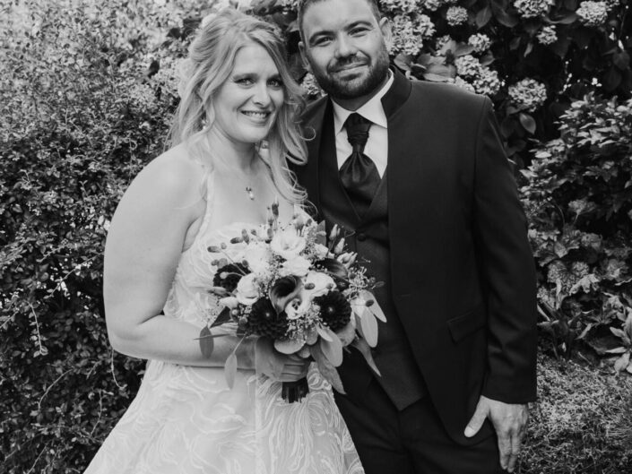 Photographe de mariage basée à Minzier en Haute-Savoie 74 Photographe Annecy - Minzier - Genève - - Val des usses - Viry - Valleiry - Lac Léman - Thonon les bains - Evian les bains - Photographe de Haute-Savoie, Annecy Photographe mariage Haute-Savoie Photographe mariage Annecy Photographe professionnel près de Genève Séance photo couple Lac d’Annecy Reportage mariage naturel et spontané Photographe pour mariage montagne Haute-Savoie Séance engagement Minzier Photographe discret pour mariage Photographe à Minzier Photographe près de Genève pour mariage Photographe événementiel Annecy-Genève