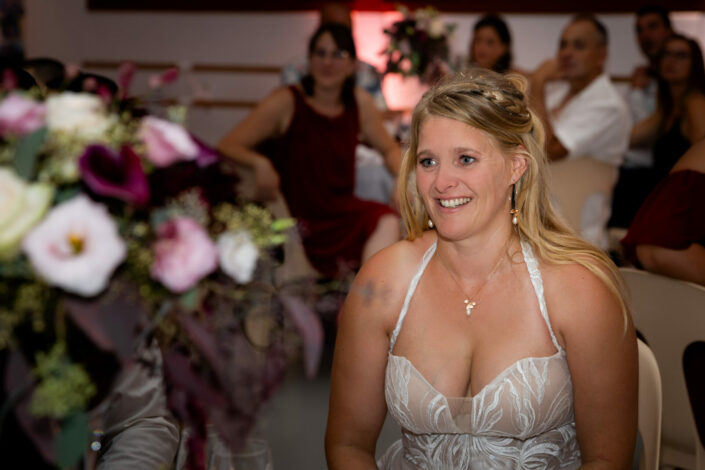 Photographe de mariage basée à Minzier en Haute-Savoie 74 Photographe Annecy - Minzier - Genève - - Val des usses - Viry - Valleiry - Lac Léman - Thonon les bains - Evian les bains - Photographe de Haute-Savoie, Annecy Photographe mariage Haute-Savoie Photographe mariage Annecy Photographe professionnel près de Genève Séance photo couple Lac d’Annecy Reportage mariage naturel et spontané Photographe pour mariage montagne Haute-Savoie Séance engagement Minzier Photographe discret pour mariage Photographe à Minzier Photographe près de Genève pour mariage Photographe événementiel Annecy-Genève