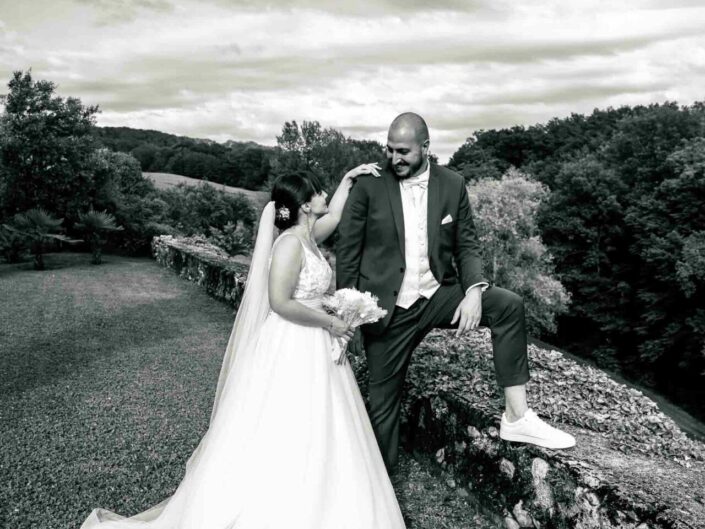 Photographe de mariage basée à Minzier en Haute-Savoie 74 Photographe Annecy - Minzier - Genève - - Val des usses - Viry - Valleiry - Lac Léman - Thonon les bains - Evian les bains - Photographe de Haute-Savoie, Annecy Photographe mariage Haute-Savoie Photographe mariage Annecy Photographe professionnel près de Genève Séance photo couple Lac d’Annecy Reportage mariage naturel et spontané Photographe pour mariage montagne Haute-Savoie Séance engagement Minzier Photographe discret pour mariage Photographe à Minzier Photographe près de Genève pour mariage Photographe événementiel Annecy-Genève