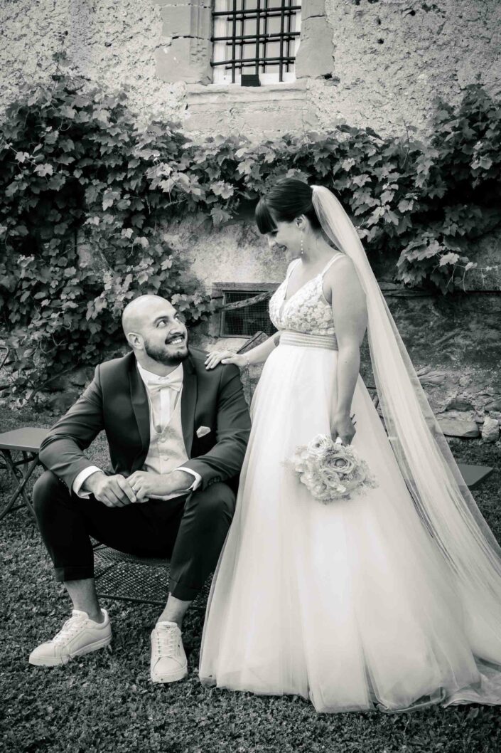 Photographe de mariage basée à Minzier en Haute-Savoie 74 Photographe Annecy - Minzier - Genève - - Val des usses - Viry - Valleiry - Lac Léman - Thonon les bains - Evian les bains - Photographe de Haute-Savoie, Annecy Photographe mariage Haute-Savoie Photographe mariage Annecy Photographe professionnel près de Genève Séance photo couple Lac d’Annecy Reportage mariage naturel et spontané Photographe pour mariage montagne Haute-Savoie Séance engagement Minzier Photographe discret pour mariage Photographe à Minzier Photographe près de Genève pour mariage Photographe événementiel Annecy-Genève
