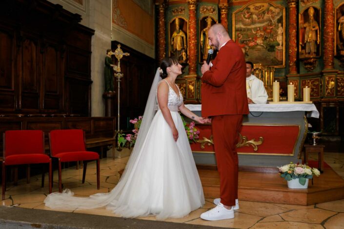 Photographe de mariage basée à Minzier en Haute-Savoie 74 Photographe Annecy - Minzier - Genève - - Val des usses - Viry - Valleiry - Lac Léman - Thonon les bains - Evian les bains - Photographe de Haute-Savoie, Annecy Photographe mariage Haute-Savoie Photographe mariage Annecy Photographe professionnel près de Genève Séance photo couple Lac d’Annecy Reportage mariage naturel et spontané Photographe pour mariage montagne Haute-Savoie Séance engagement Minzier Photographe discret pour mariage Photographe à Minzier Photographe près de Genève pour mariage Photographe événementiel Annecy-Genève