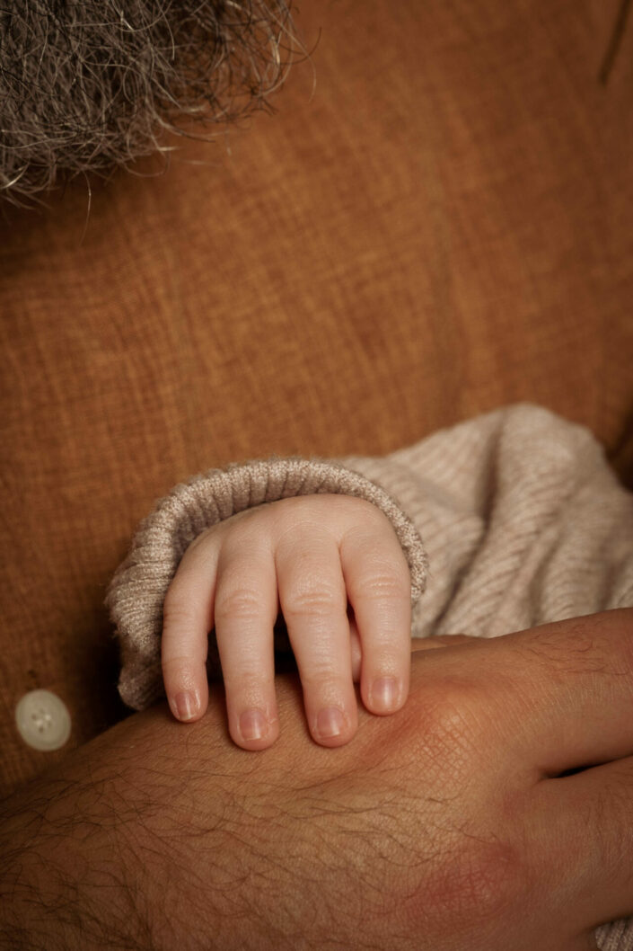 Photographe maternité naissance et allaitement bébé - Haute-Savoie - Annecy - Minzier - Genève - photos en studio à Minzier près de Frangy - Val des usses - Viry - Valleiry - Lac Léman - Thonon les bains - Evian les bains - Photographe de Haute-Savoie, Annecy