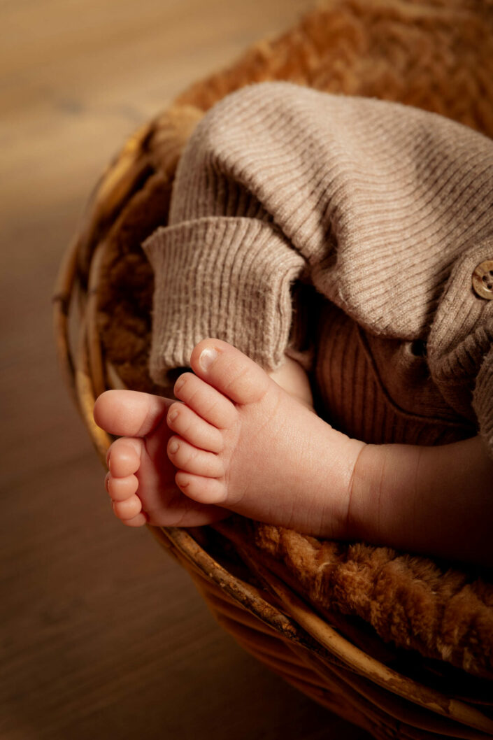Photographe maternité naissance et allaitement bébé - Haute-Savoie - Annecy - Minzier - Genève - photos en studio à Minzier près de Frangy - Val des usses - Viry - Valleiry - Lac Léman - Thonon les bains - Evian les bains - Photographe de Haute-Savoie, Annecy