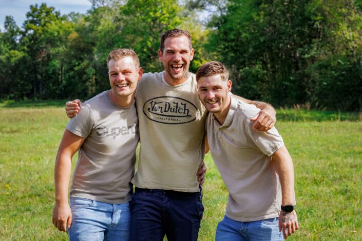 Photographe de portrait en studio à Minzier en Haute-Savoie 74 - photo de mode portrait enfant - Photos Solo - Photo ados et enfants et jeunes Haute-Savoie - Annecy - Minzier - Genève - photos en studio à Minzier près de Frangy - Val des usses - Viry - Valleiry - Lac Léman - Thonon les bains - Evian les bains - Photographe de Haute-Savoie, Annecy Photographe de portraits en Haute-Savoie Photographe portrait Annecy Photographe professionnel près de Genève Séance portrait Haute-Savoie Photographe fine art Photos "fine art", "authentique", "émotion" - Photographe de famille en Haute-savoie Annecy Genève
