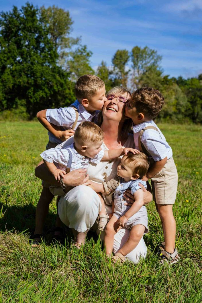 Photographe de portrait en studio à Minzier en Haute-Savoie 74 - photo de mode portrait enfant - Photos Solo - Photo ados et enfants et jeunes Haute-Savoie - Annecy - Minzier - Genève - photos en studio à Minzier près de Frangy - Val des usses - Viry - Valleiry - Lac Léman - Thonon les bains - Evian les bains - Photographe de Haute-Savoie, Annecy Photographe de portraits en Haute-Savoie Photographe portrait Annecy Photographe professionnel près de Genève Séance portrait Haute-Savoie Photographe fine art Photos "fine art", "authentique", "émotion" - Photographe de famille en Haute-savoie Annecy Genève