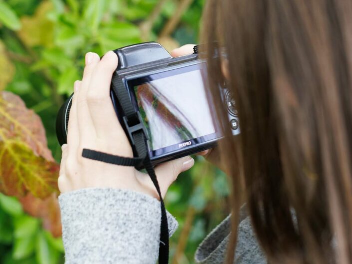 Cours photos pour enfants et ados - Ateliers photos enfant et ados - Cours de photographie à Minzier - Haute Savoie - Annecy - Genève - Frangy - Val des usses - Viry - Valleiry - Lac Léman - Thonon les bains - Evian les bains - Photographe de Haute-Savoie, Annecy - Apprendre la photos de manière ludique pour les enfants