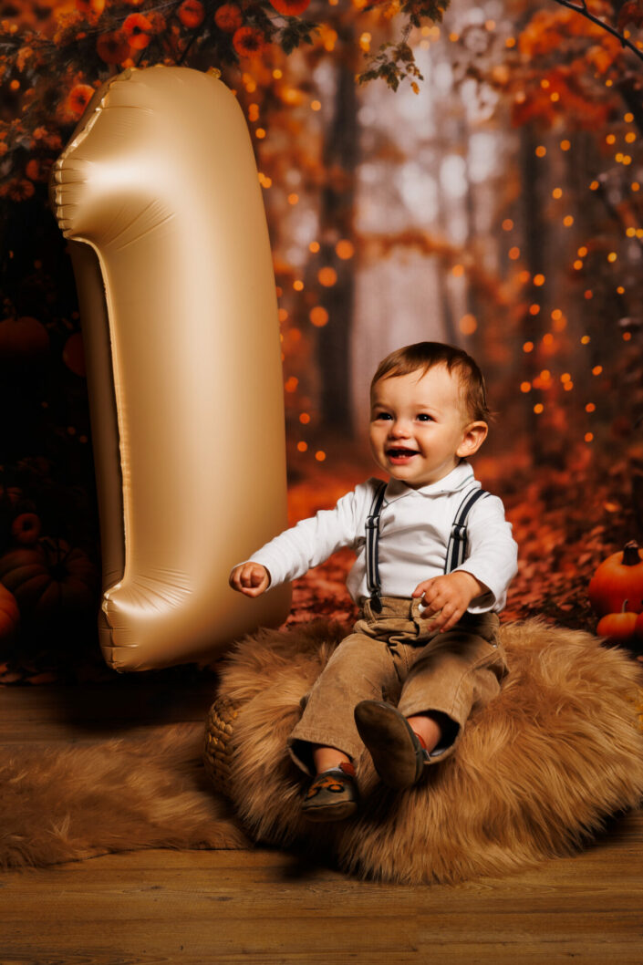 Photographe de portrait en studio à Minzier en Haute-Savoie 74 - photo de mode portrait enfant - Photos Solo - Photo ados et enfants et jeunes Haute-Savoie - Annecy - Minzier - Genève - photos en studio à Minzier près de Frangy - Val des usses - Viry - Valleiry - Lac Léman - Thonon les bains - Evian les bains - Photographe de Haute-Savoie, Annecy Photographe de portraits en Haute-Savoie Photographe portrait Annecy Photographe professionnel près de Genève Séance portrait Haute-Savoie Photographe fine art Photos "fine art", "authentique", "émotion" - Photographe de famille en Haute-savoie Annecy Genève Mini séances photos automne anniversaire pour enfant en studio à Minzier avec photographe professionnel basée près d'annecy, Frangy, Valleiry, Genève